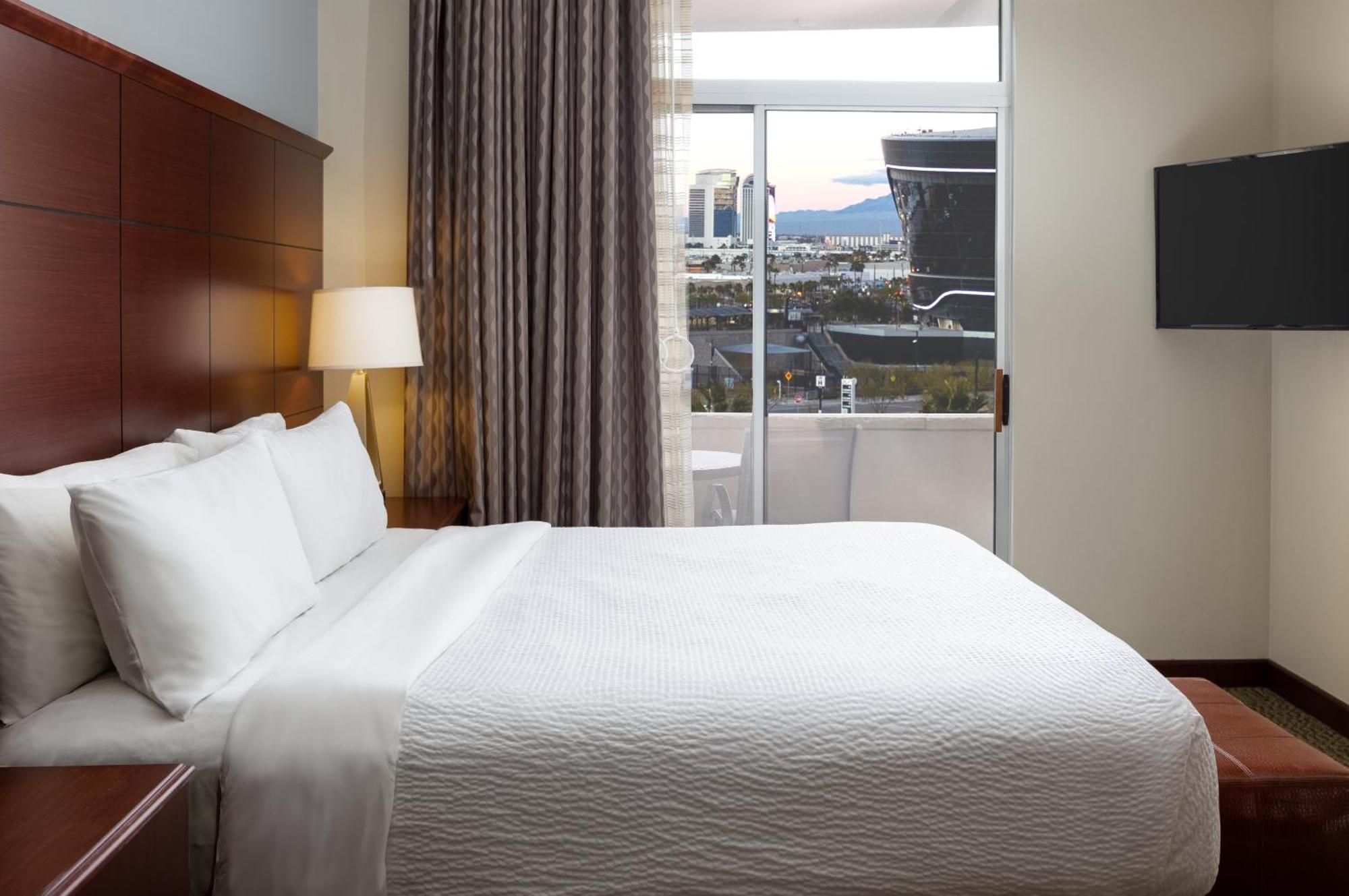 Staybridge Suites Las Vegas - Stadium District Exterior foto